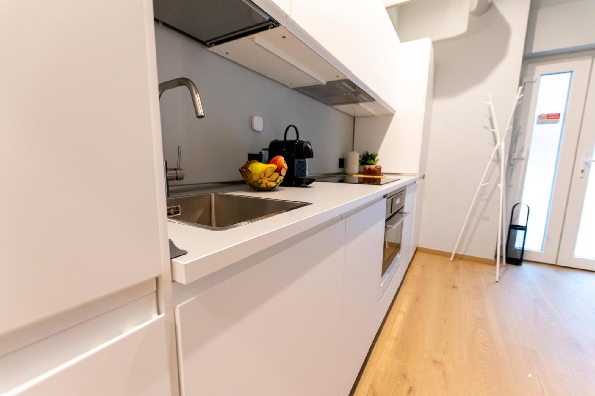 Ihost Luxury -Private Parking- Plana 4 Leilighet Milano Eksteriør bilde